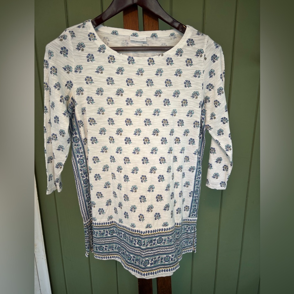 J Jill Floral Print White and Blue Women's Top Size M
